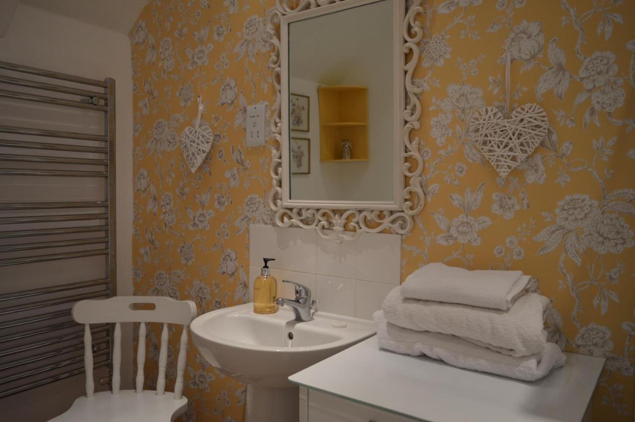 Birk House Bed & Breakfast สแตมฟอร์ดบริดจ์ ภายนอก รูปภาพ
