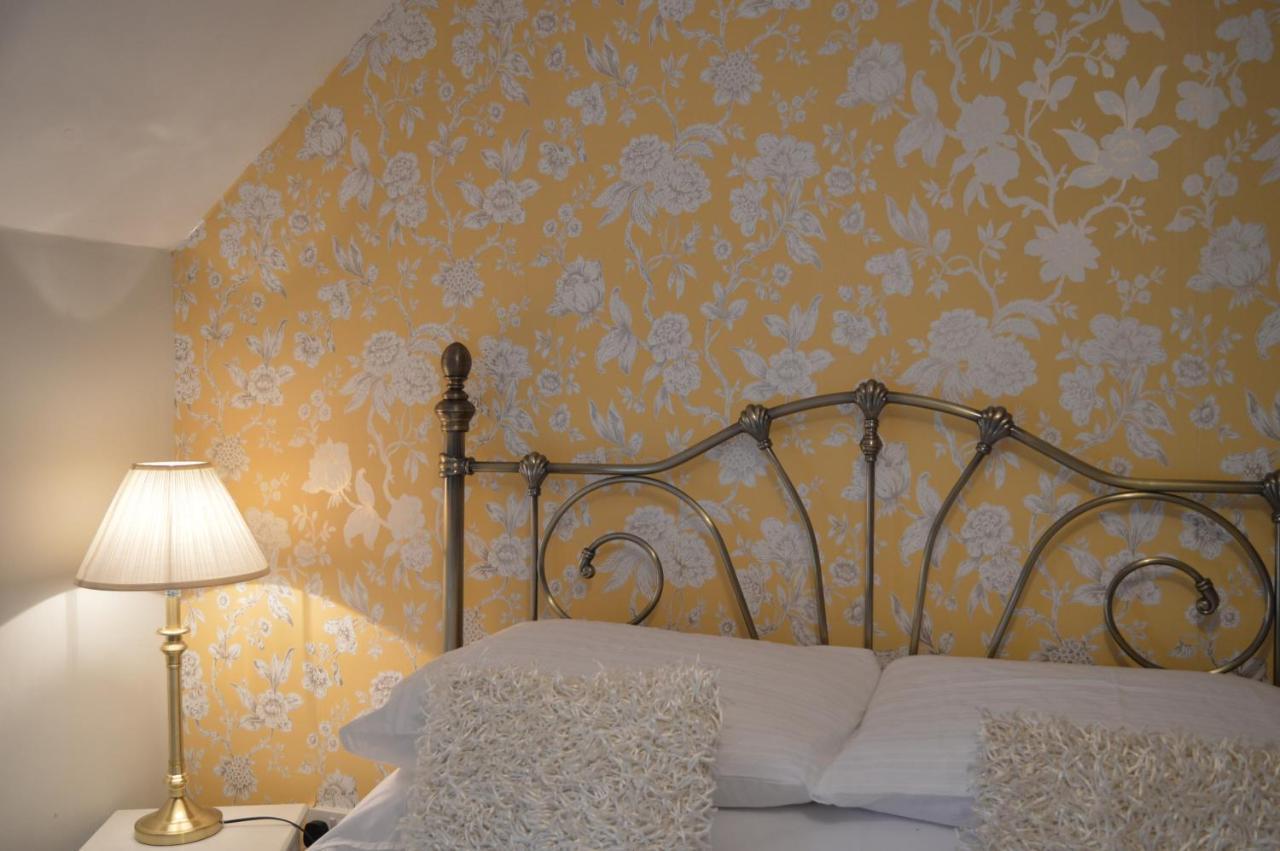 Birk House Bed & Breakfast สแตมฟอร์ดบริดจ์ ภายนอก รูปภาพ